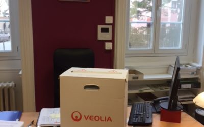 Recyclage en partenariat avec Veolia. Collège Mère Teresa, Villeurbanne.